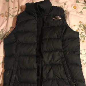 LIKE NEW north face down vest